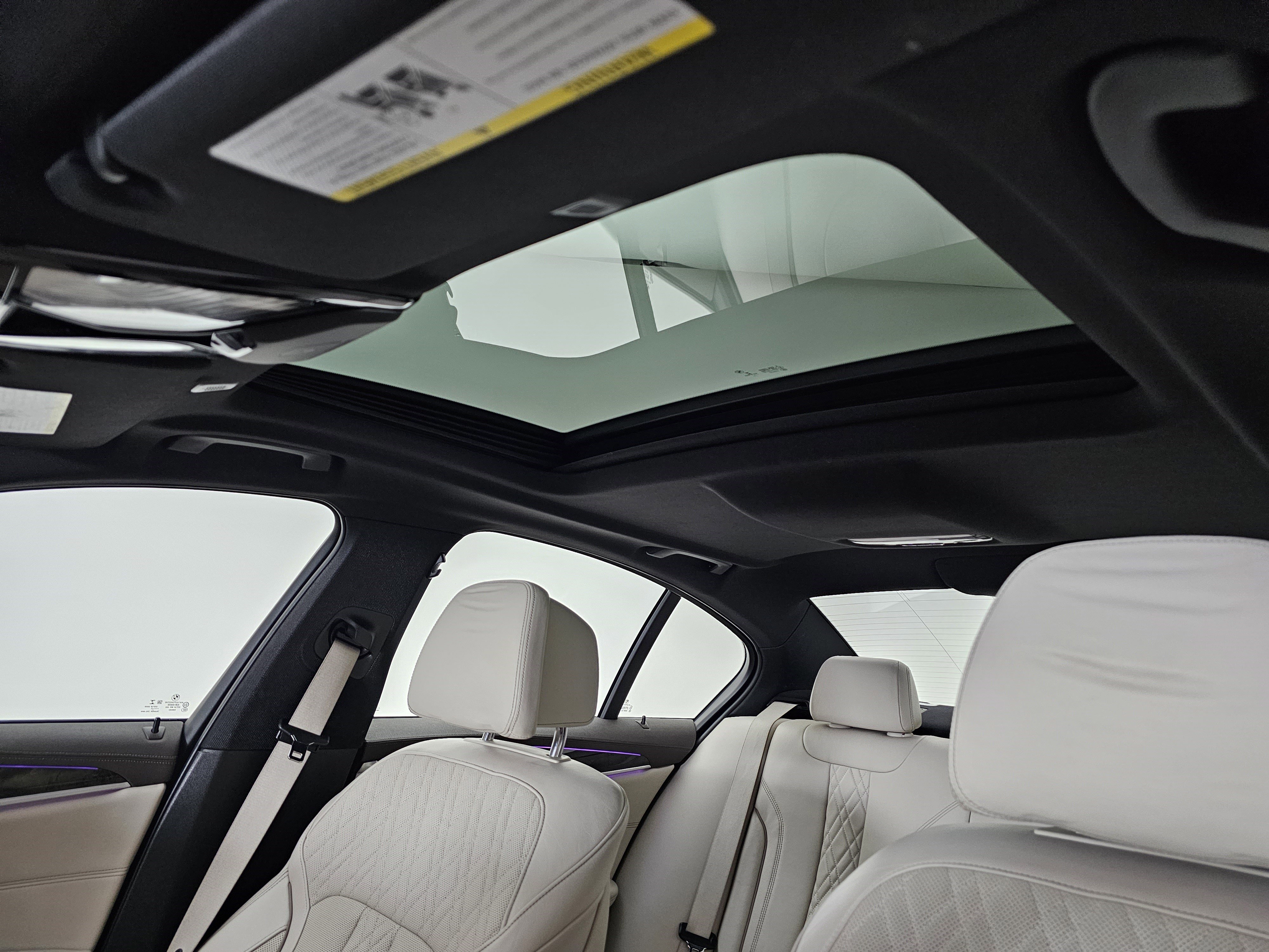 Used 2018 BMW M550i xDrive image 10