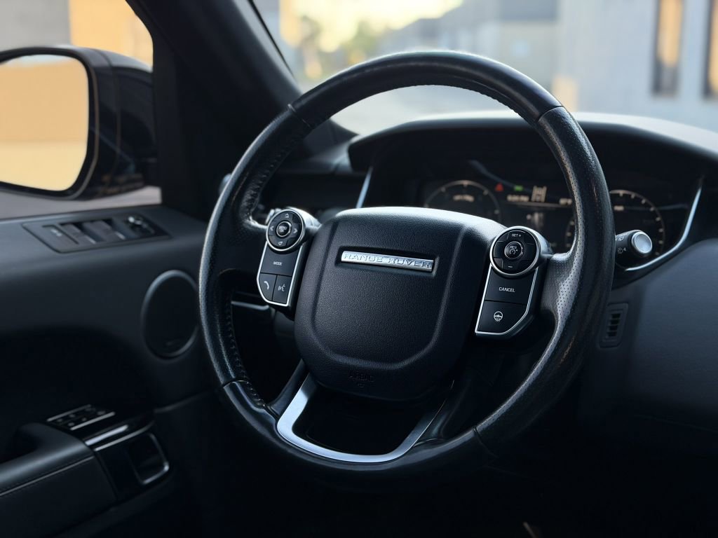 Used 2015 Land Rover Range Rover Sport Supercharged image 28