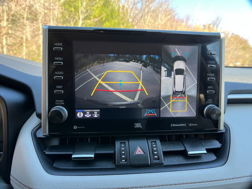 Used 2022 Toyota RAV4 Limited image 18