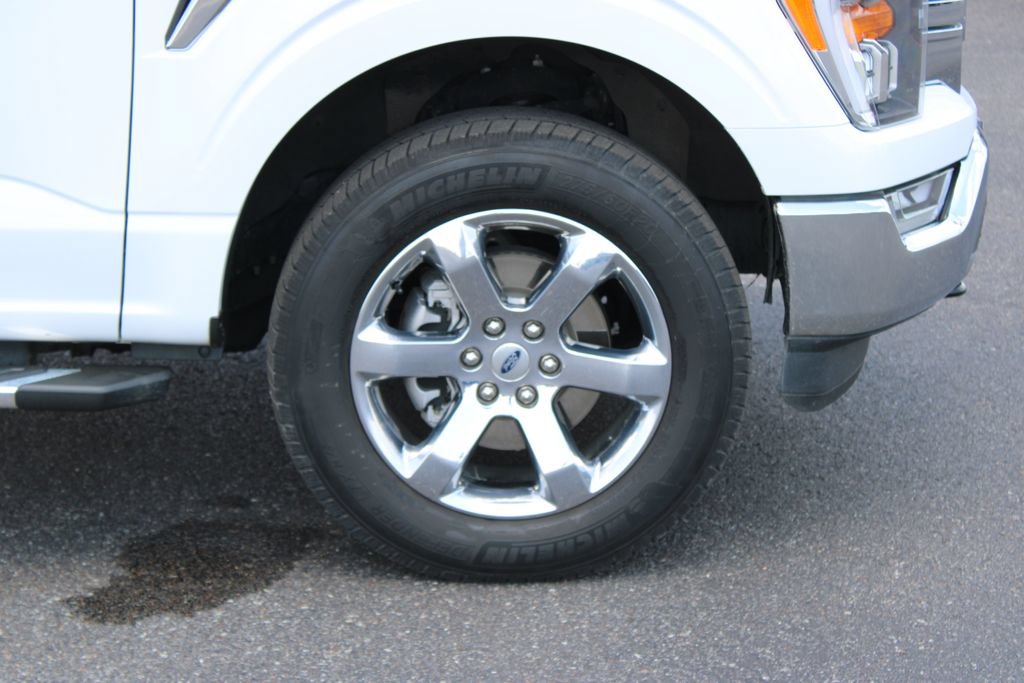 Used 2022 Ford F150 XLT w/ Equipment Group 302A High AWD/4WD image 12