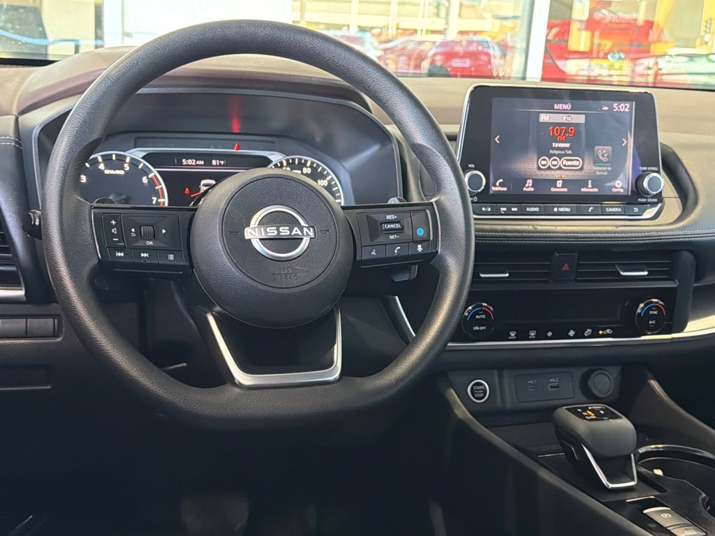 Used 2023 Nissan Rogue SV FWD image 31