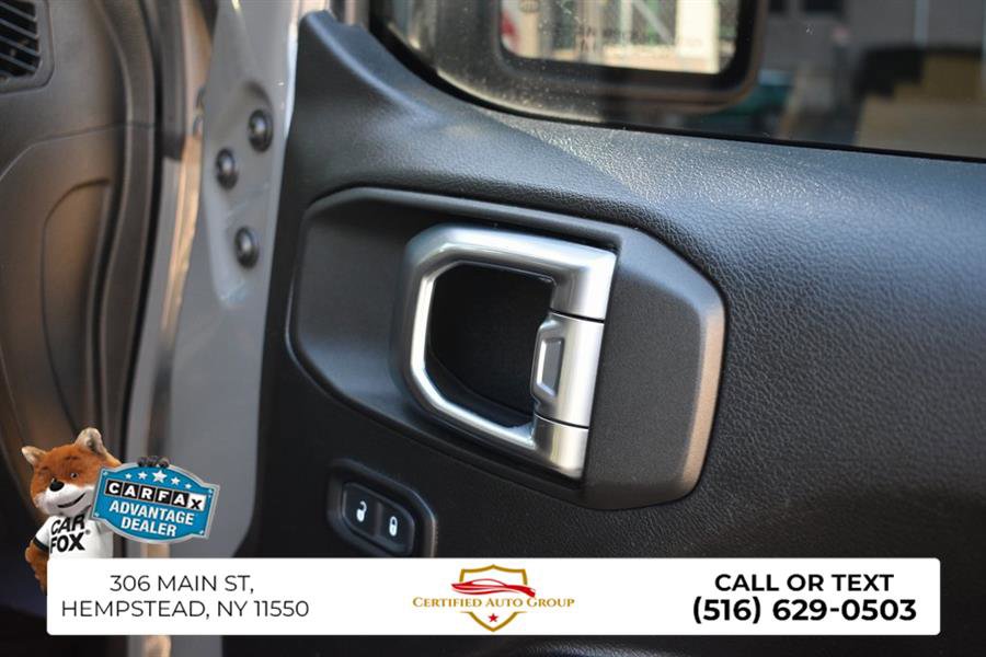 Used 2022 Jeep Gladiator Willys image 23