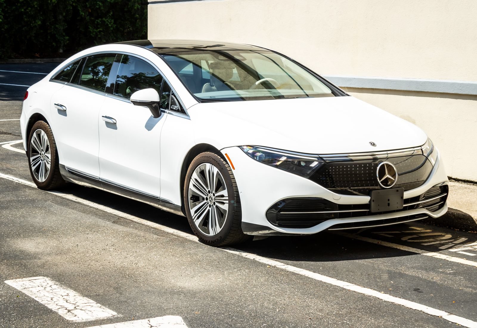 Used 2022 Mercedes-Benz EQS 450+ Sedan image 10