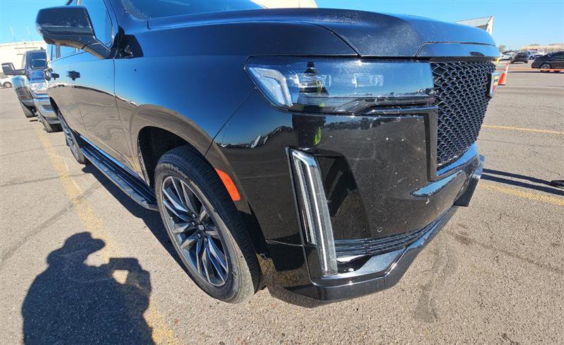 Used 2023 Cadillac Escalade ESV Sport image 11