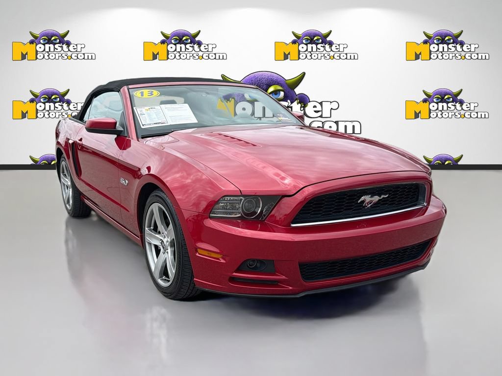 Used 2013 Ford Mustang GT Premium w/ Electronics Pkg RWD image 3