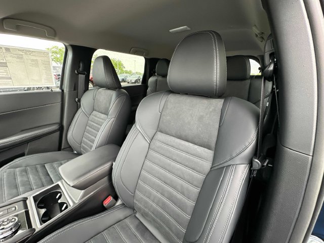 New 2026 Nissan Rogue SL AWD/4WD image 26