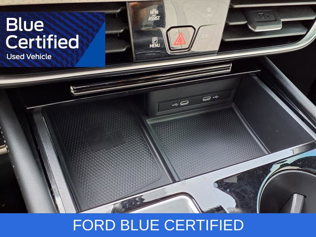 Used 2024 Volkswagen Atlas Cross Sport SEL Premium R-Line AWD/4WD image 12