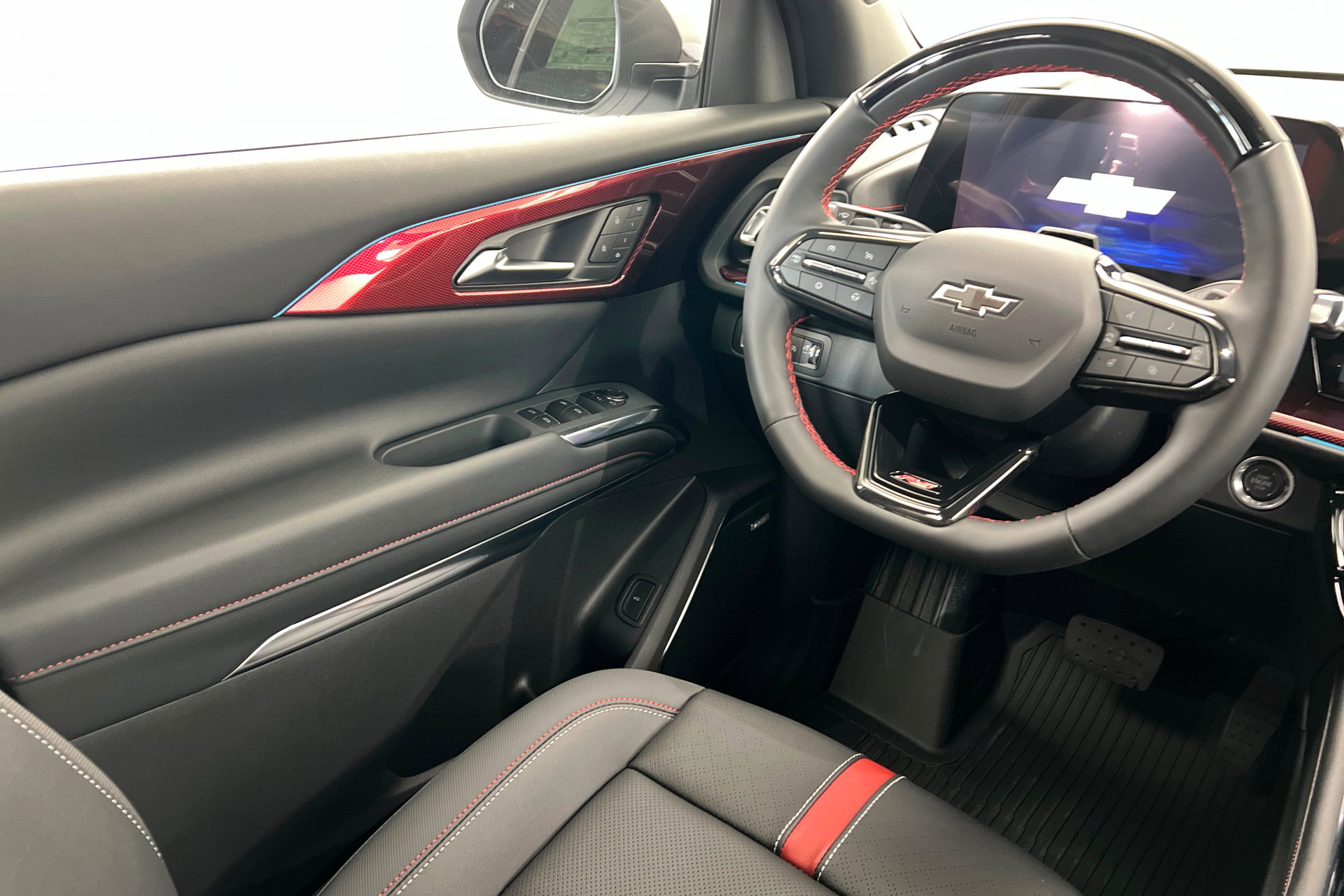 New 2026 Chevrolet Traverse RS image 12