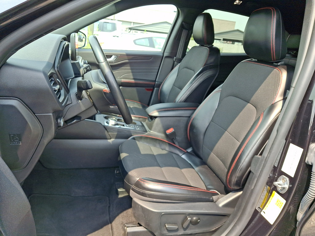 Used 2024 Ford Escape ST-Line AWD/4WD image 24