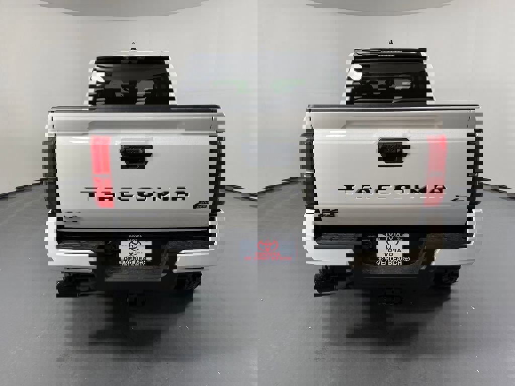 New 2025 Toyota Tacoma SR5 image 5