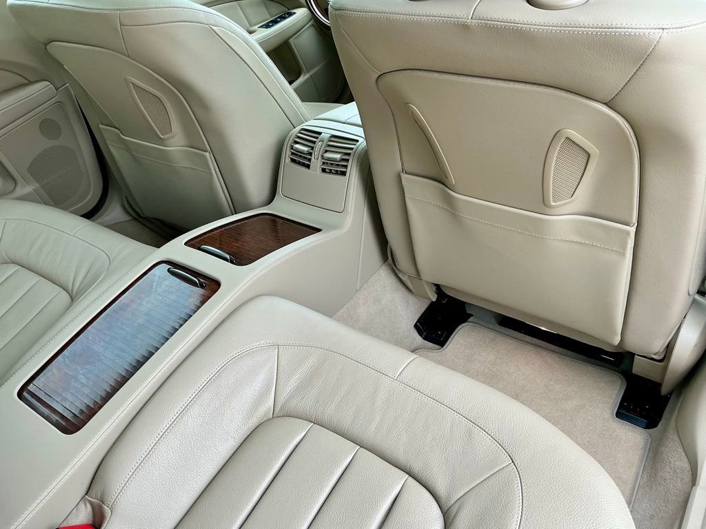 Used 2013 Mercedes-Benz CLS 550 4MATIC image 28