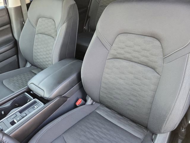 Used 2025 Nissan Pathfinder SV image 11