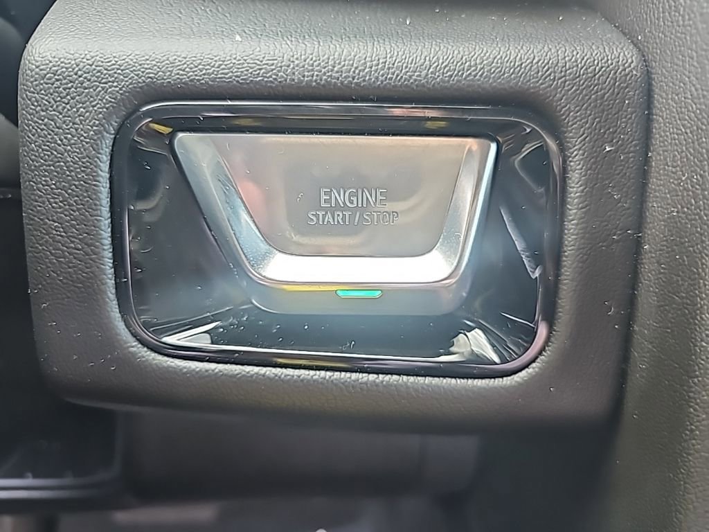 Certified 2025 GMC Yukon Denali image 23