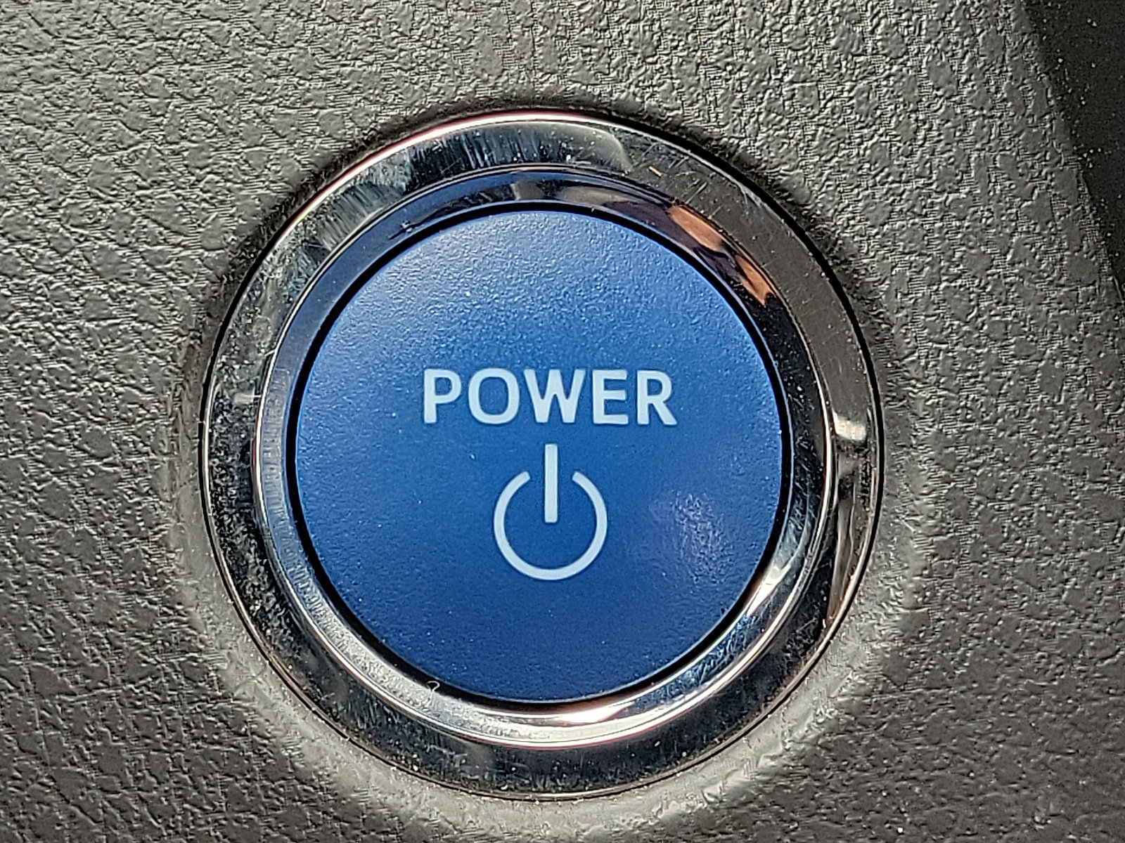 Used 2024 Toyota Camry SE w/ Audio Upgrade Package FWD image 17
