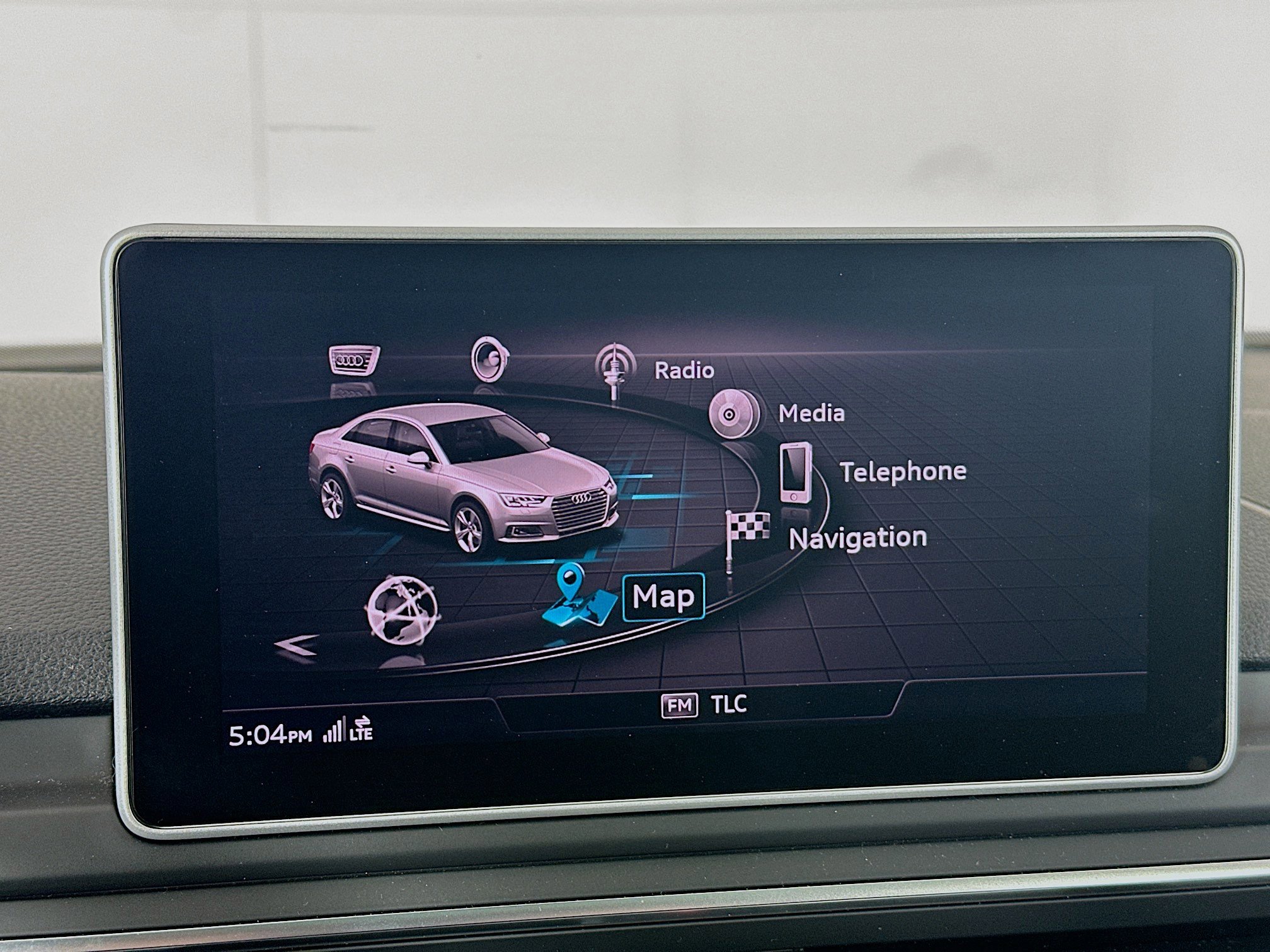 Used 2017 Audi A4 2.0T Premium image 19