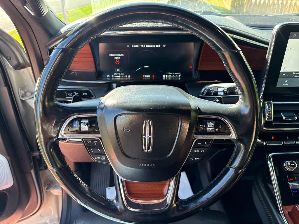 Certified 2021 Lincoln Navigator L Reserve AWD/4WD image 14