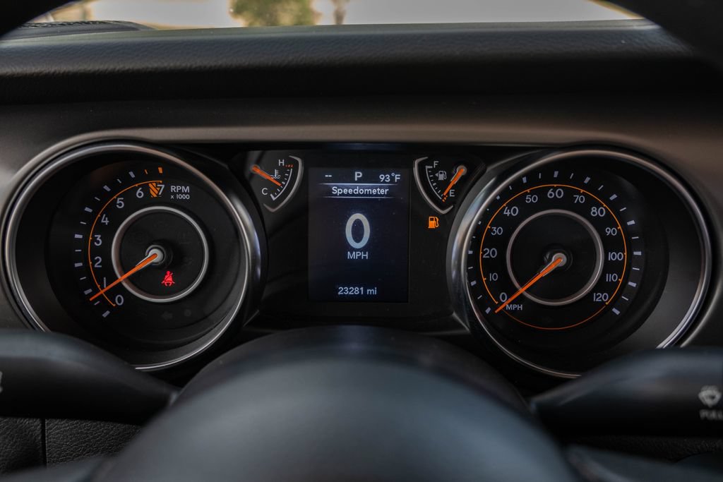 Used 2023 Jeep Gladiator Sport AWD/4WD image 22