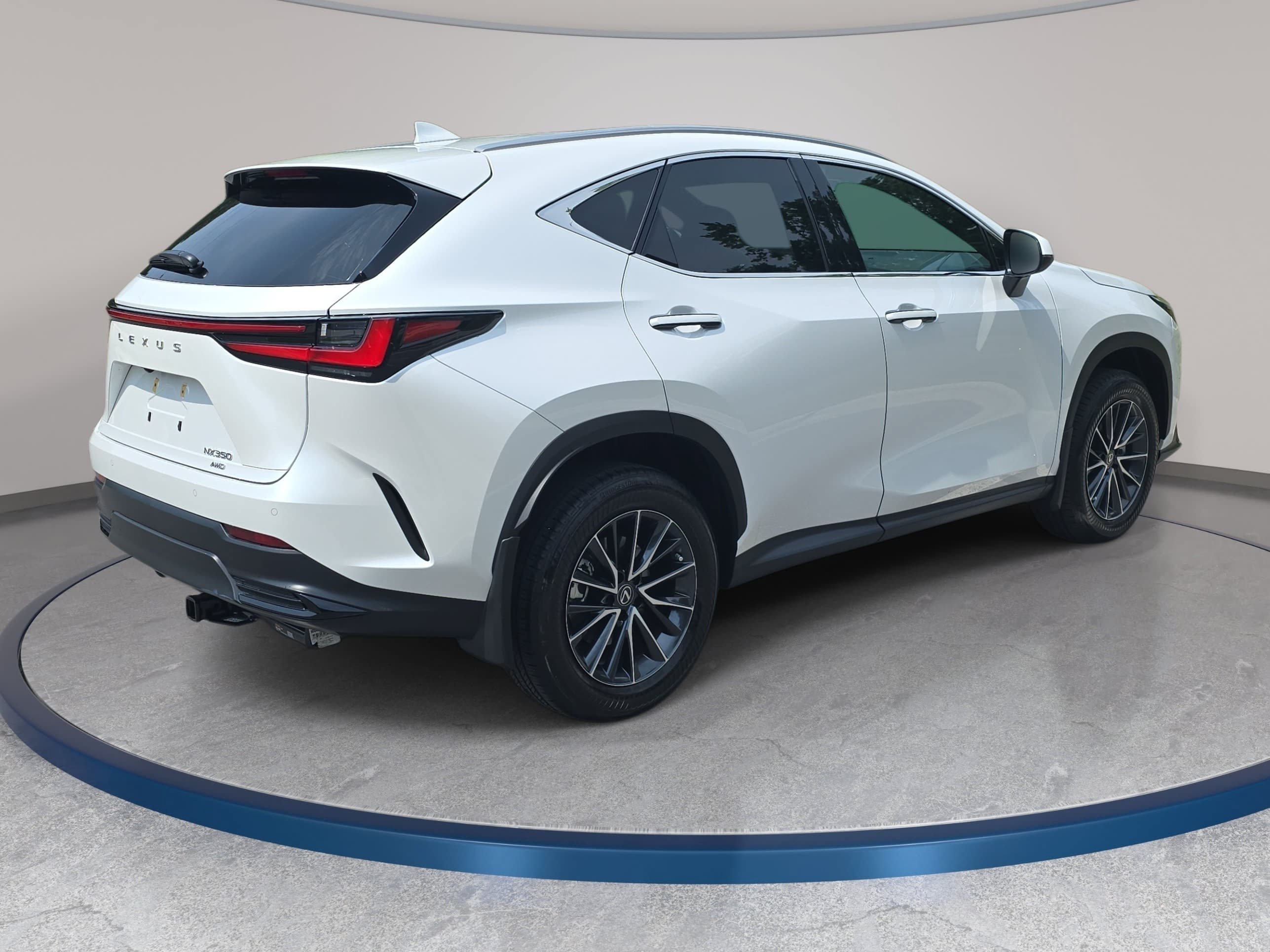 Used 2023 Lexus NX 350 AWD image 5