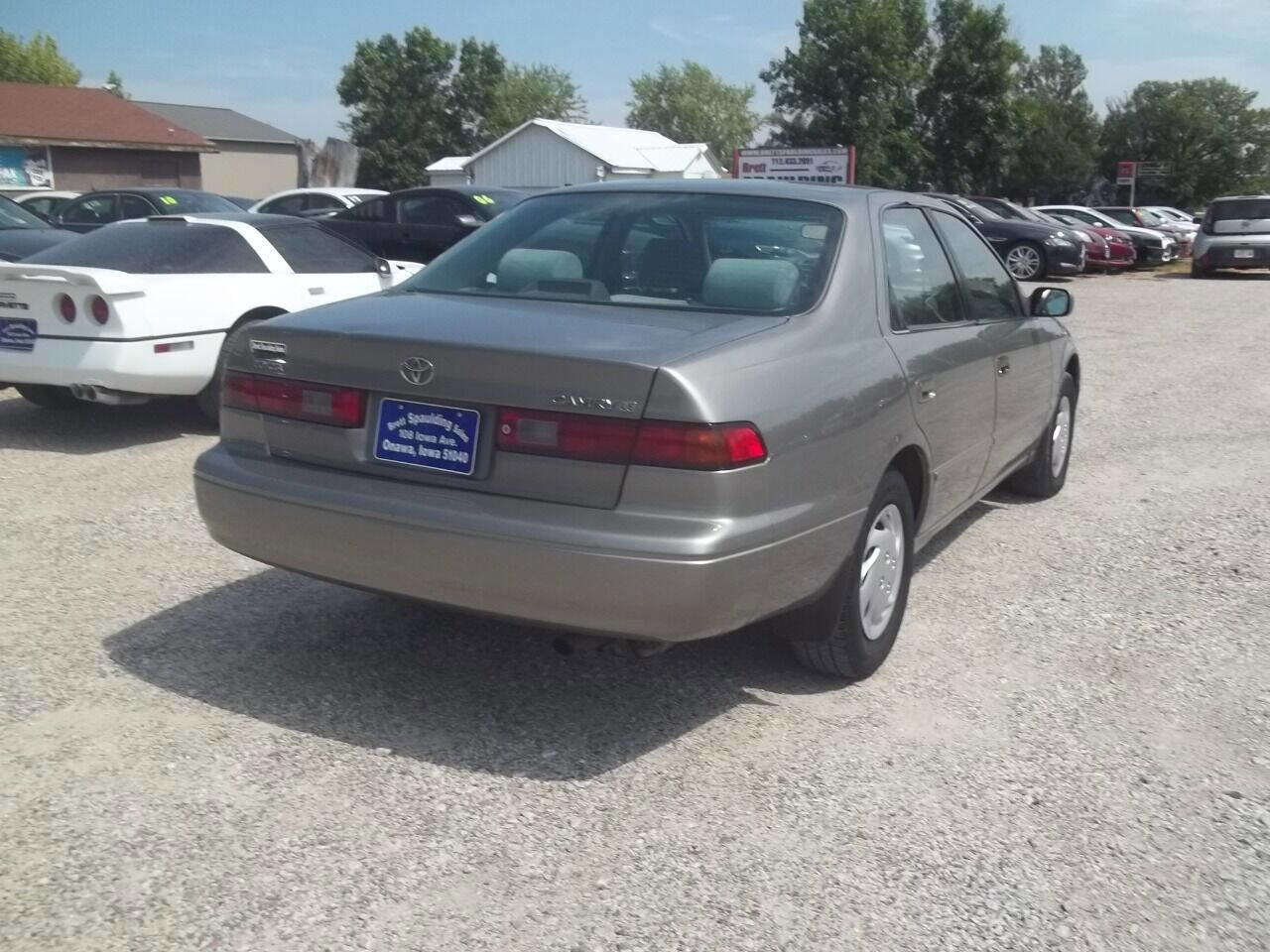 Used 1998 Toyota Camry LE FWD image 4