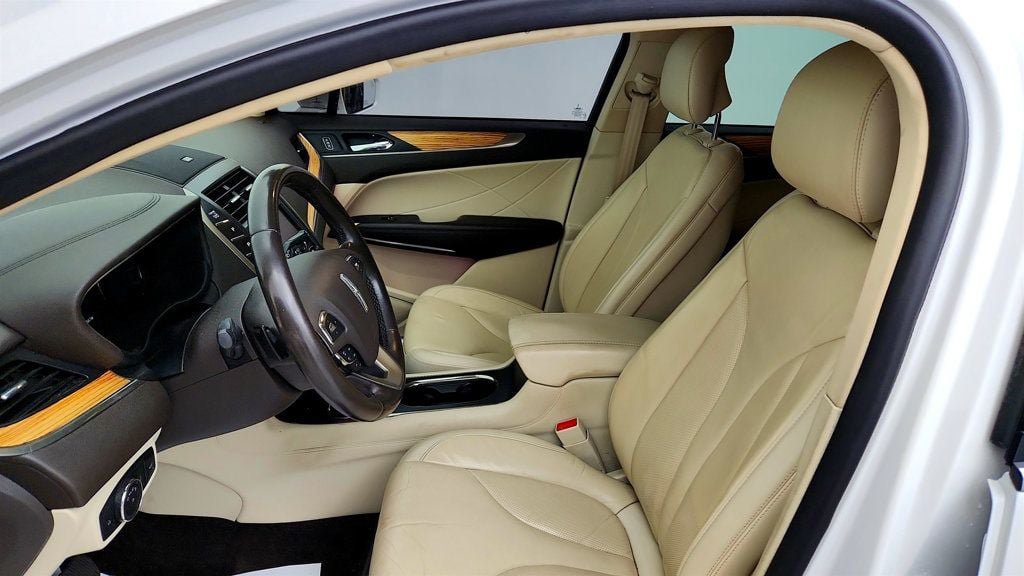 Used 2015 Lincoln MKC AWD w/ Equipment Group 101A Select image 20