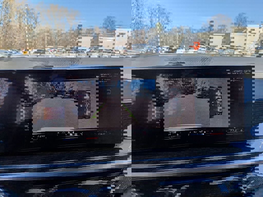 New 2026 BMW X5 xDrive40i w/ M Sport Package image 12