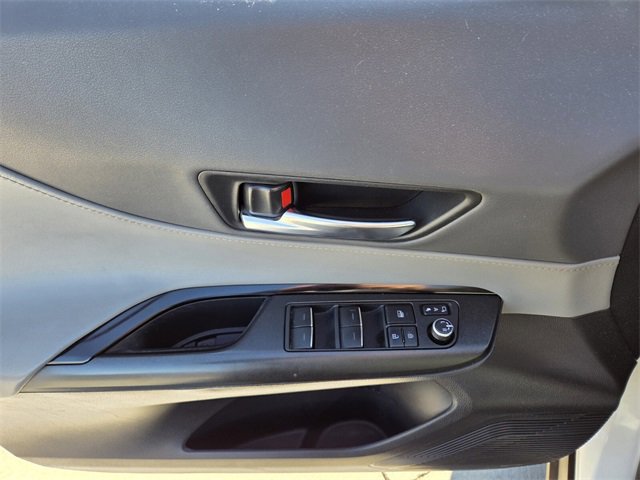 Used 2021 Toyota Venza XLE image 17