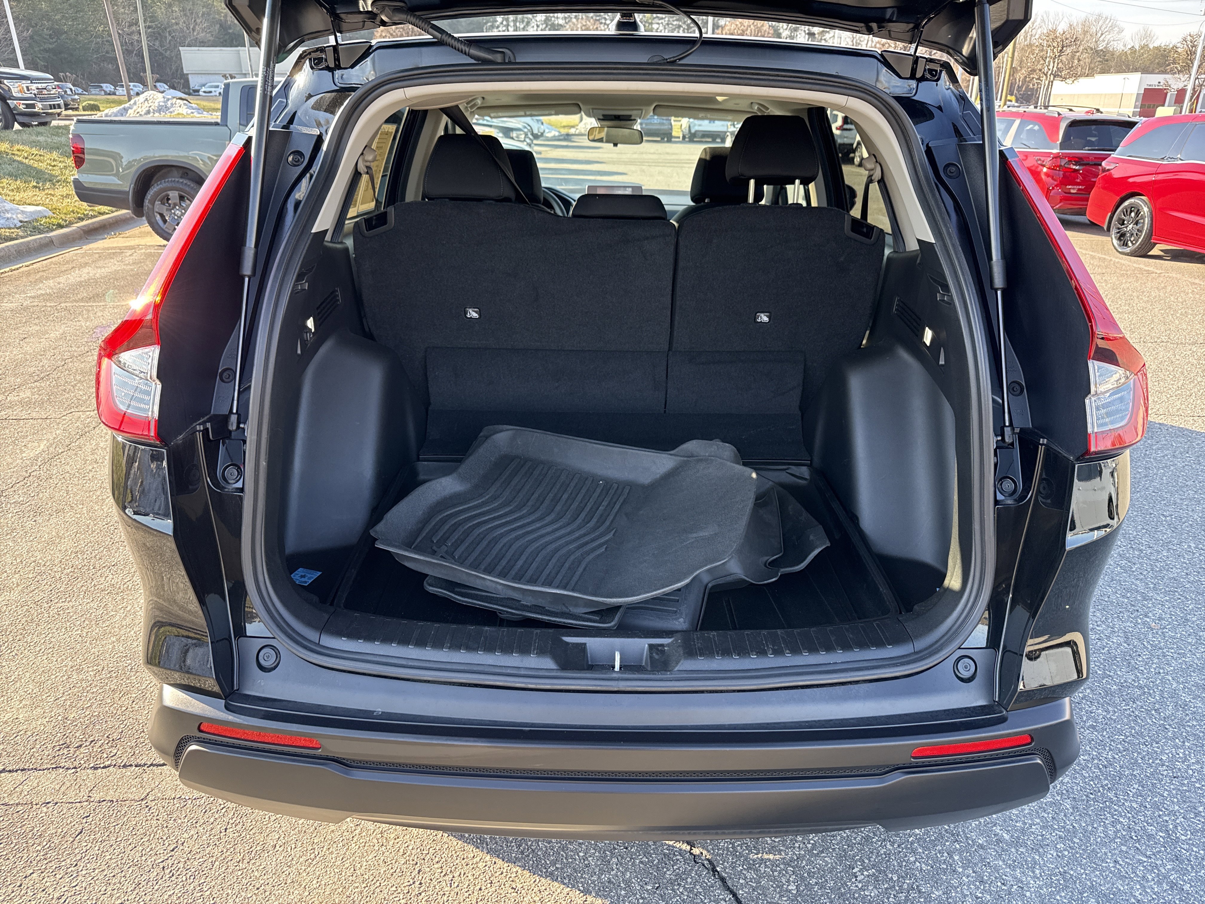 Certified 2025 Honda CR-V EX image 33