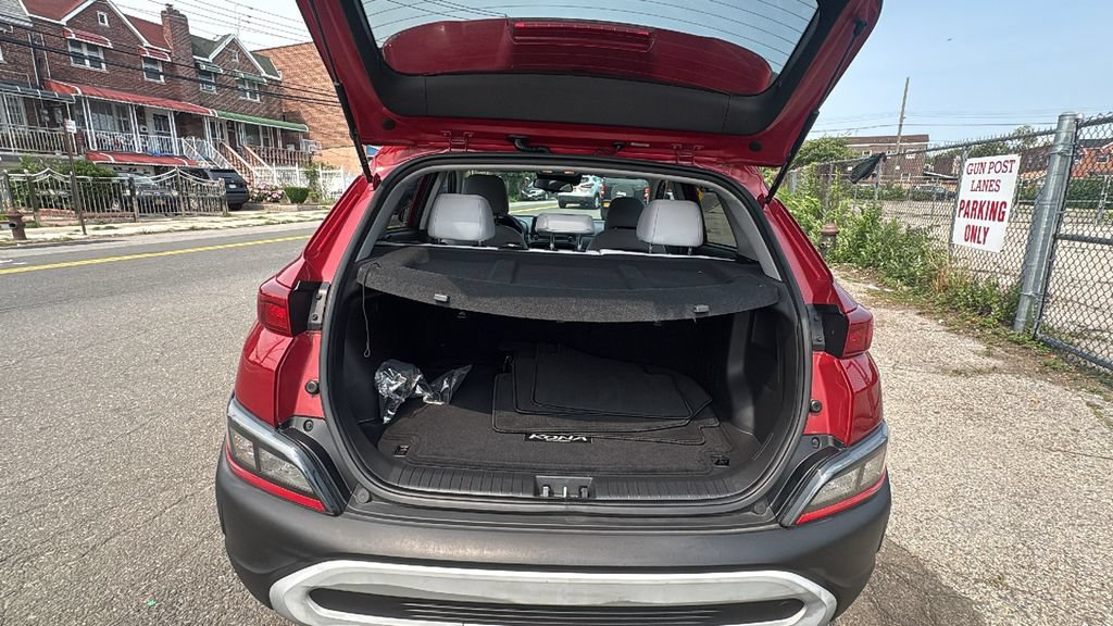 Used 2023 Hyundai Kona SEL w/ Cargo Package AWD/4WD image 31