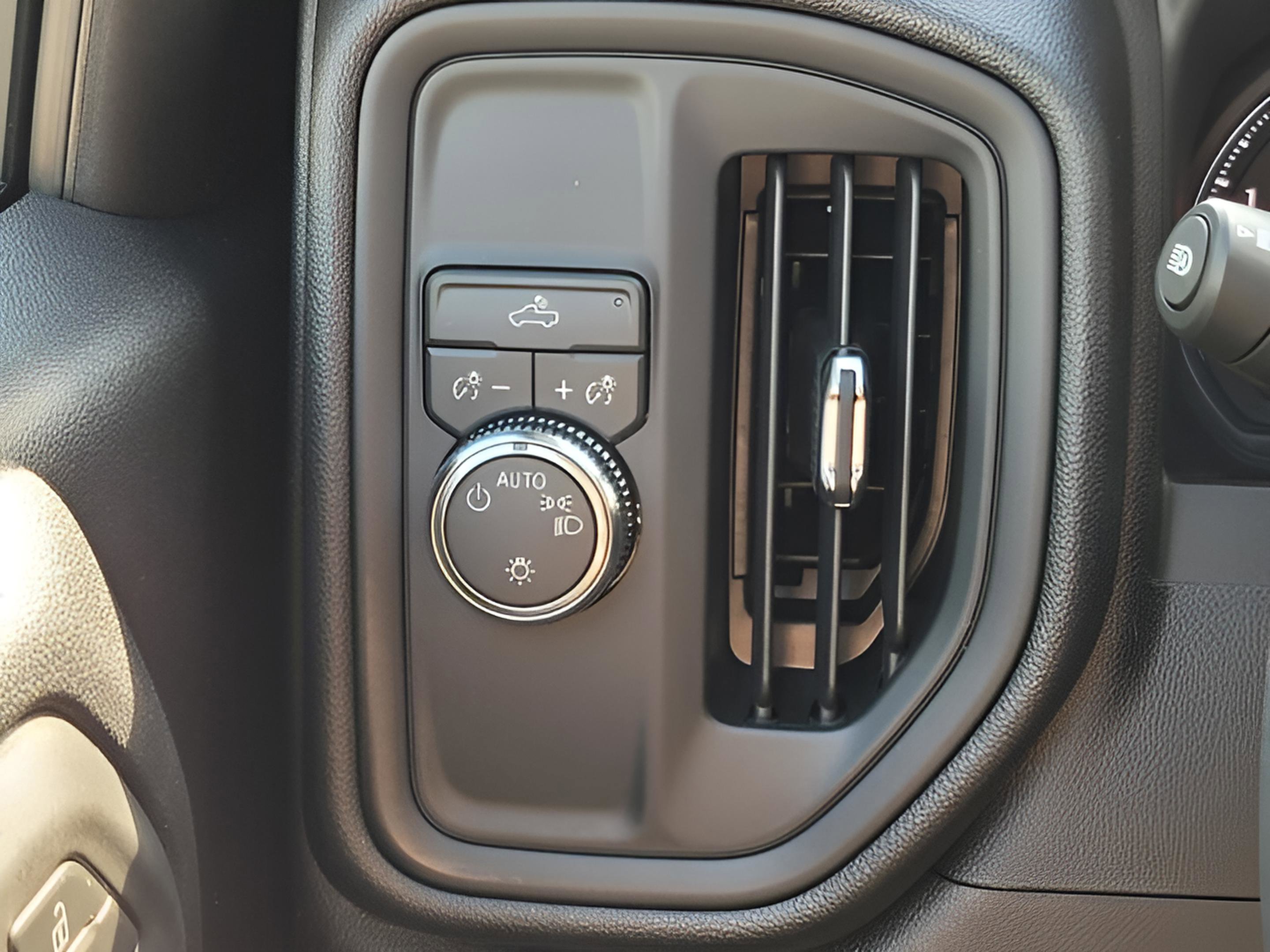 New 2026 GMC Sierra 1500 Pro w/ Pro Value Package image 29