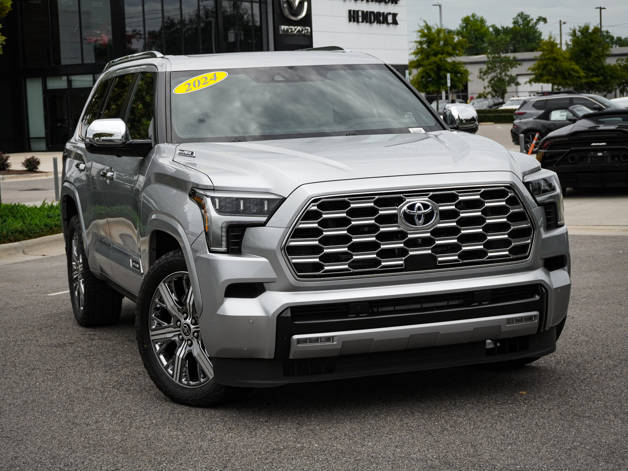 Used 2024 Toyota Sequoia Capstone AWD/4WD image 2