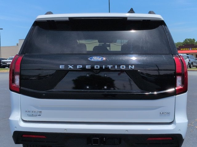 Certified 2025 Ford Expedition Max Active RWD image 4