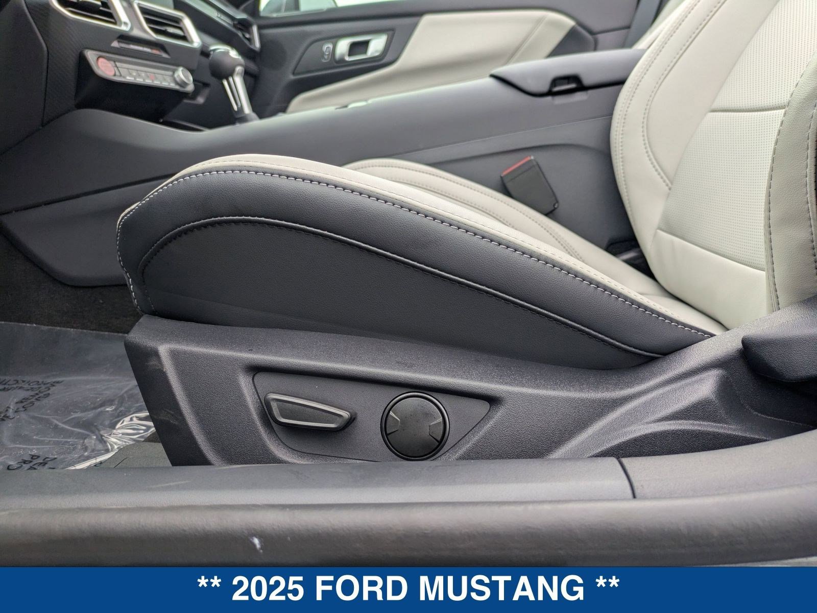New 2025 Ford Mustang Premium image 26