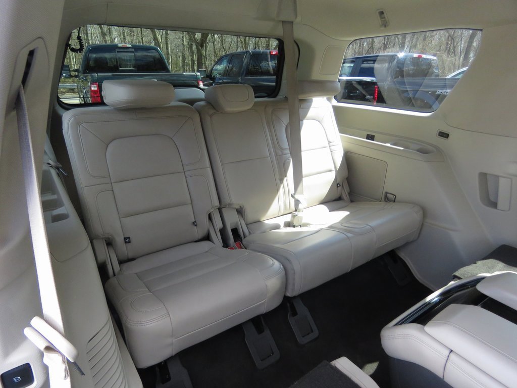 Used 2021 Lincoln Navigator Reserve w/ Luxury Package image 20