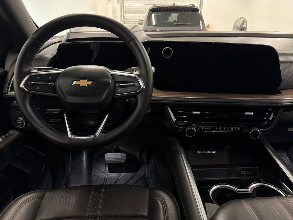 Used 2026 Chevrolet Tahoe High Country RWD image 15