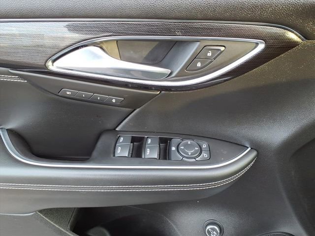 Used 2023 Buick Envision Essence w/ Sport Touring Package image 28