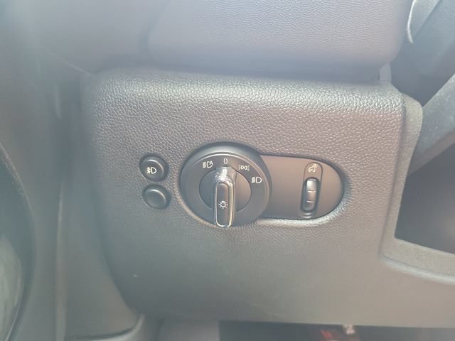 Used 2019 MINI Cooper S FWD image 25