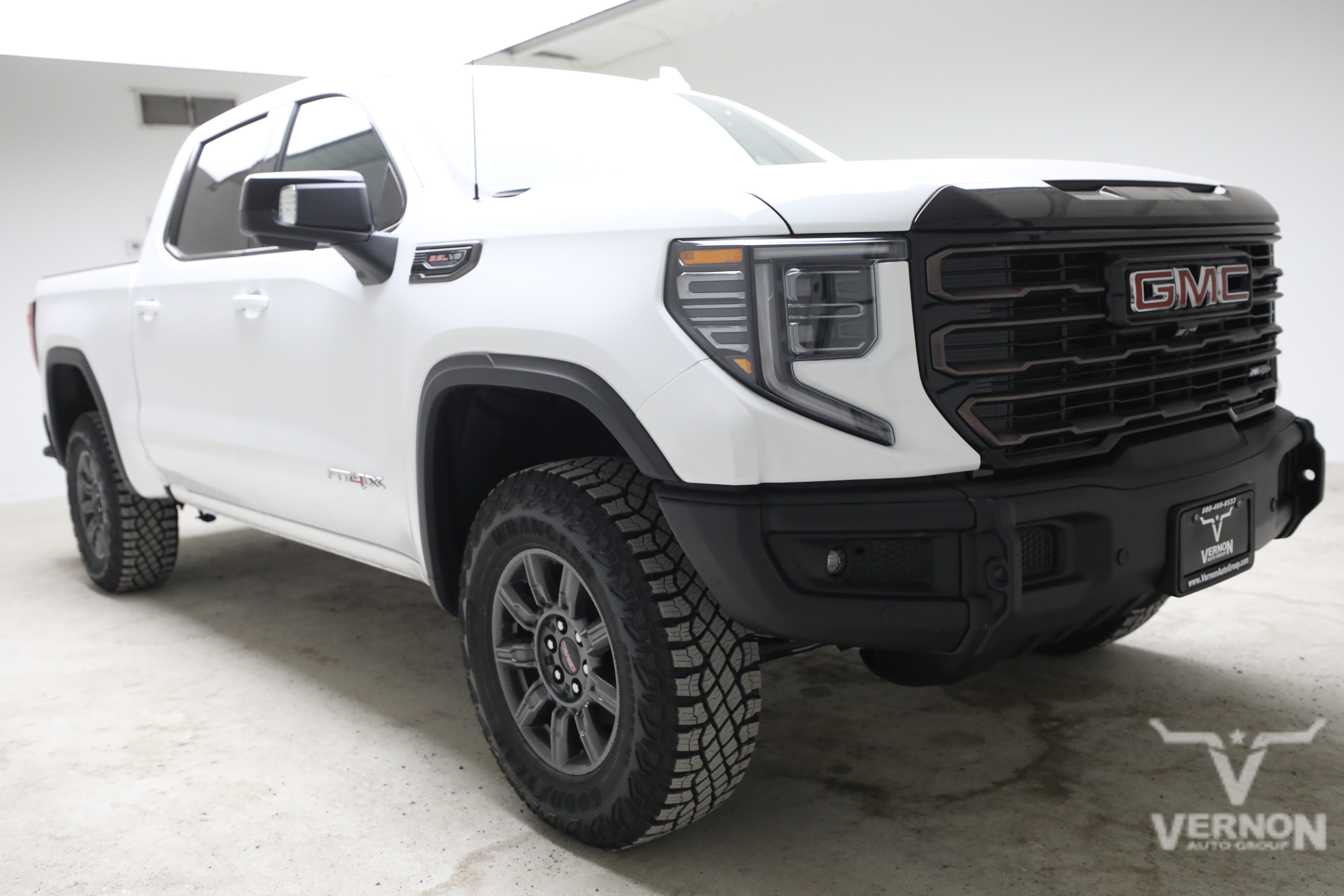 New 2026 GMC Sierra 1500 AT4X AWD/4WD image 7