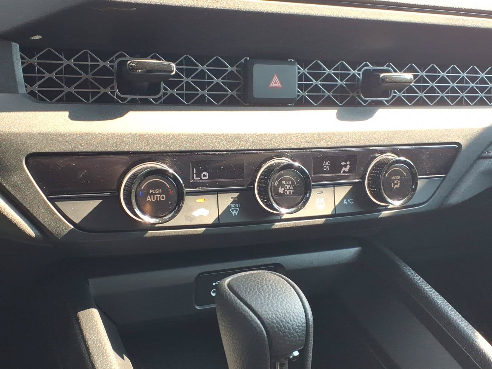Certified 2025 Honda Accord LX image 18