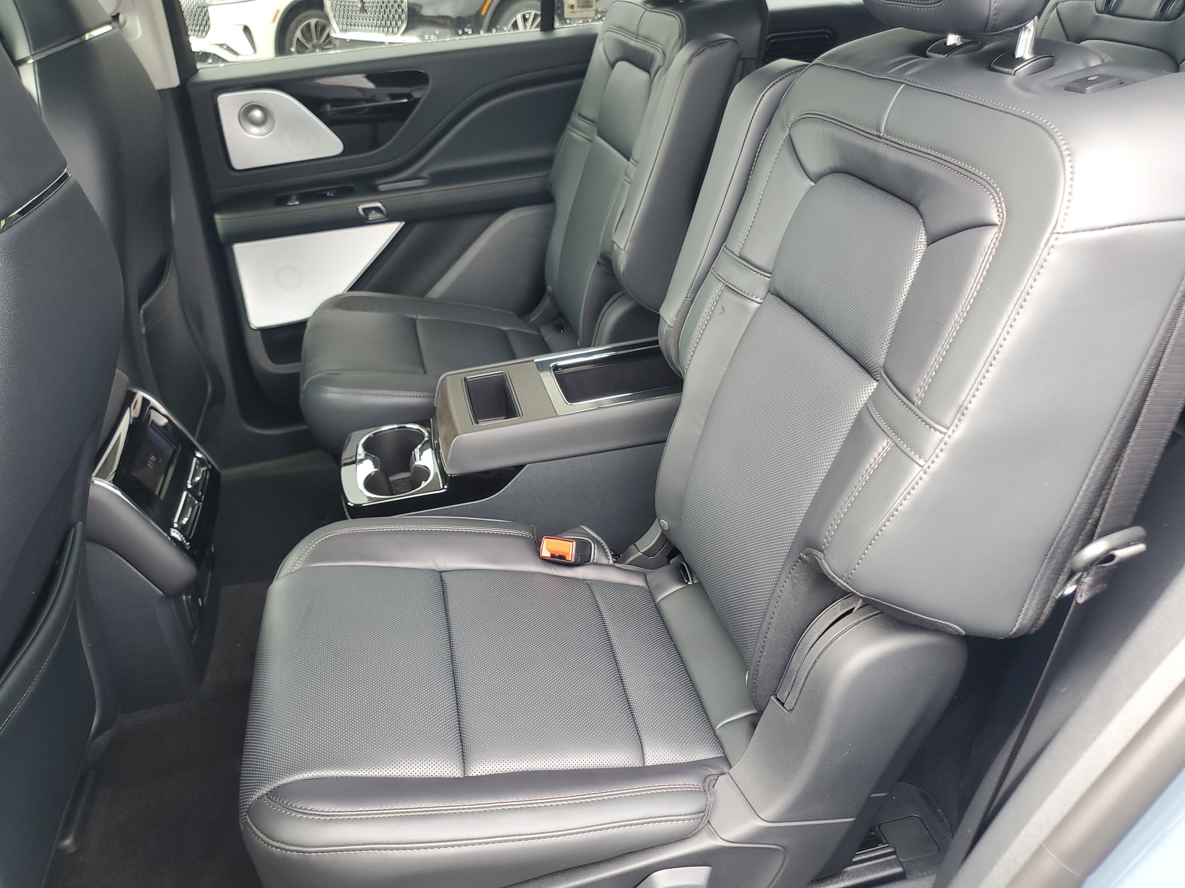 New 2026 Lincoln Aviator Reserve AWD/4WD image 26