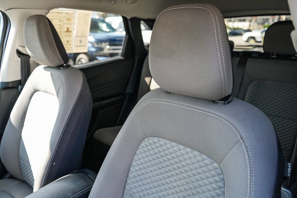 Used 2021 Ford Escape SE FWD image 22