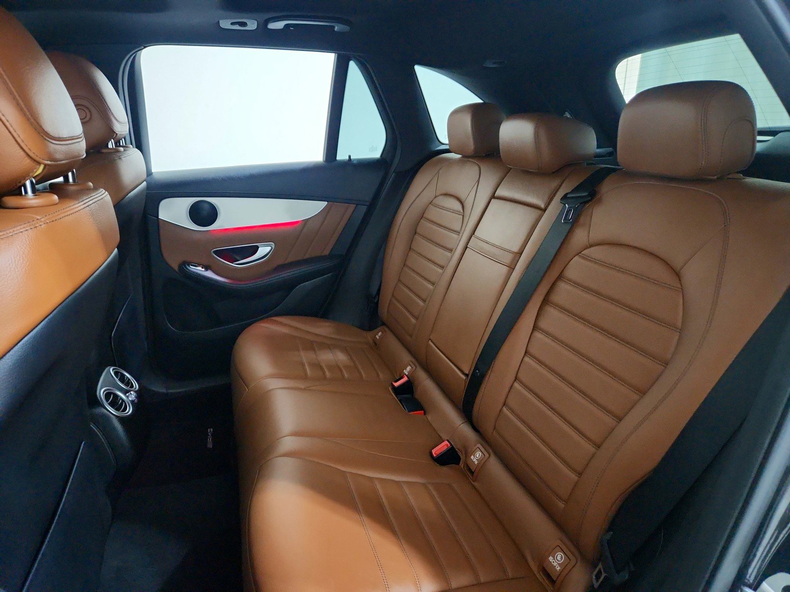 Certified 2022 Mercedes-Benz GLC 43 AMG 4MATIC image 28