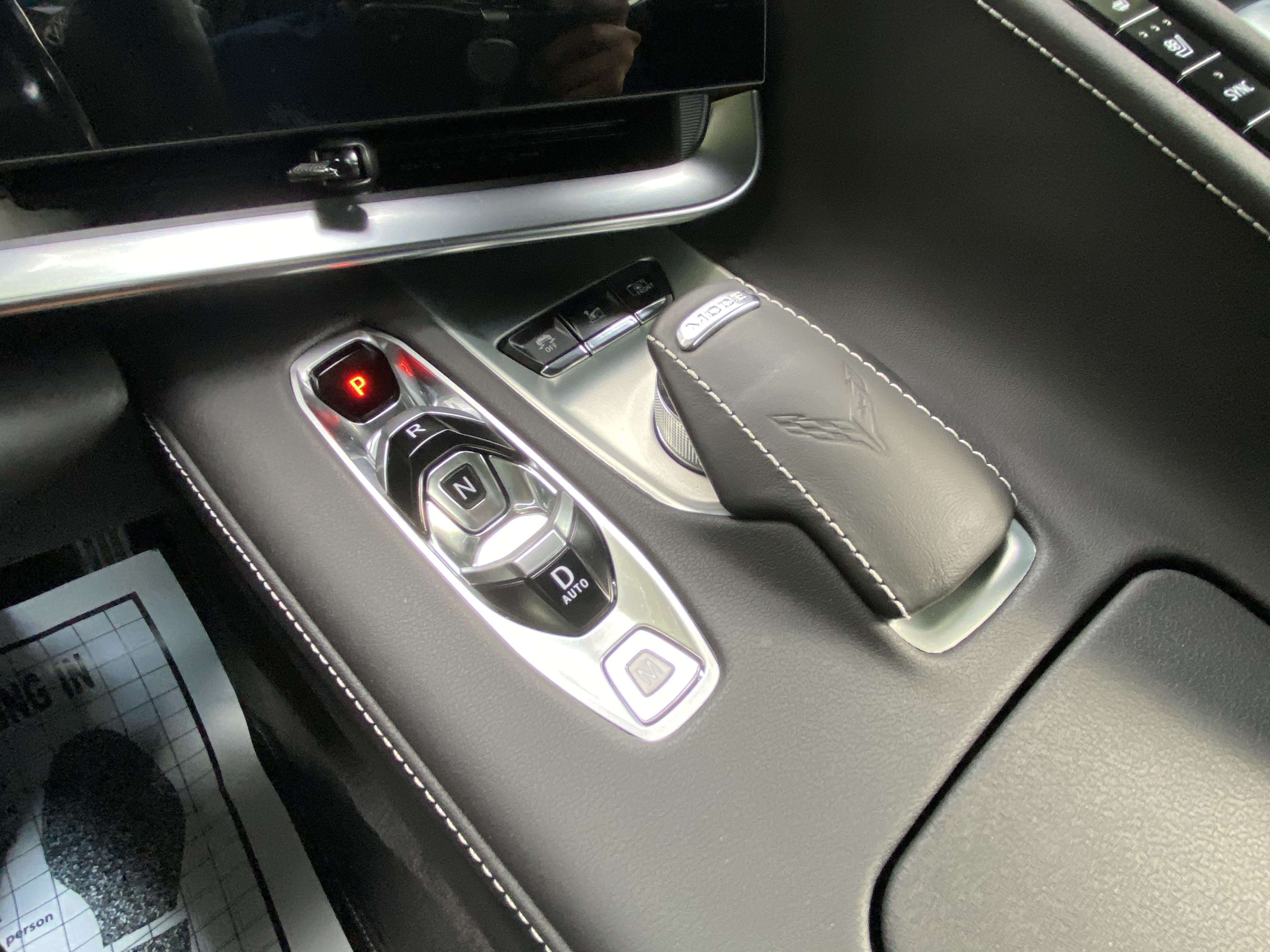Used 2024 Chevrolet Corvette Stingray Preferred Cpe w/ Battery Protection Package RWD image 29