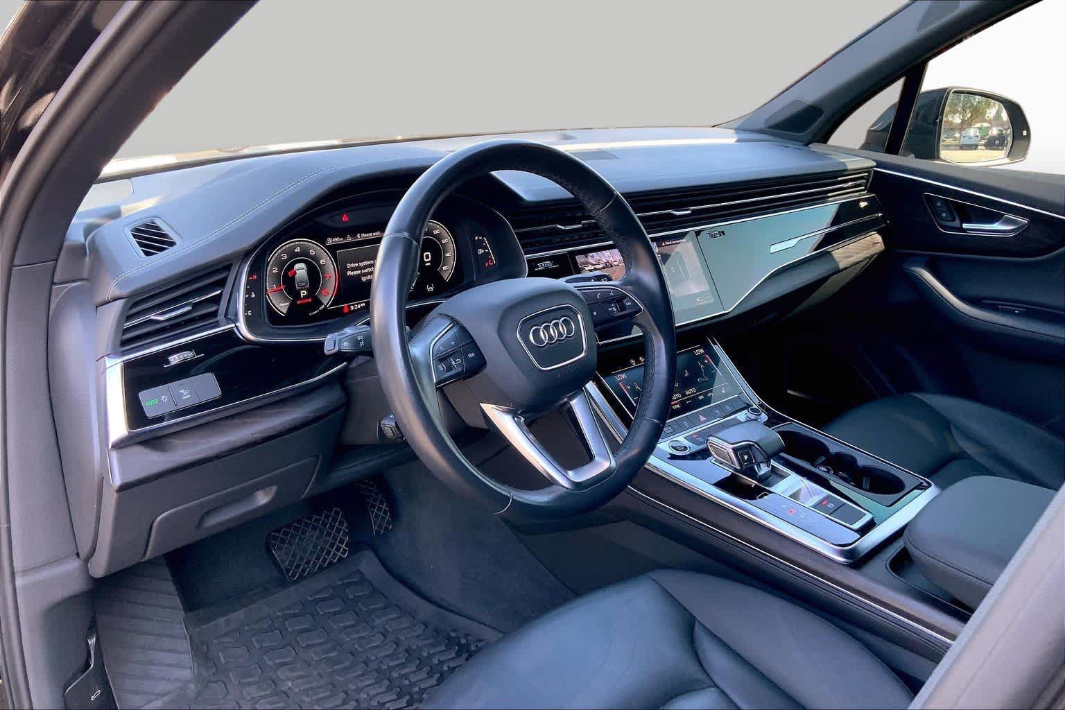 Used 2023 Audi Q7 2.0T Premium Plus w/ Premium Plus Package AWD/4WD image 17