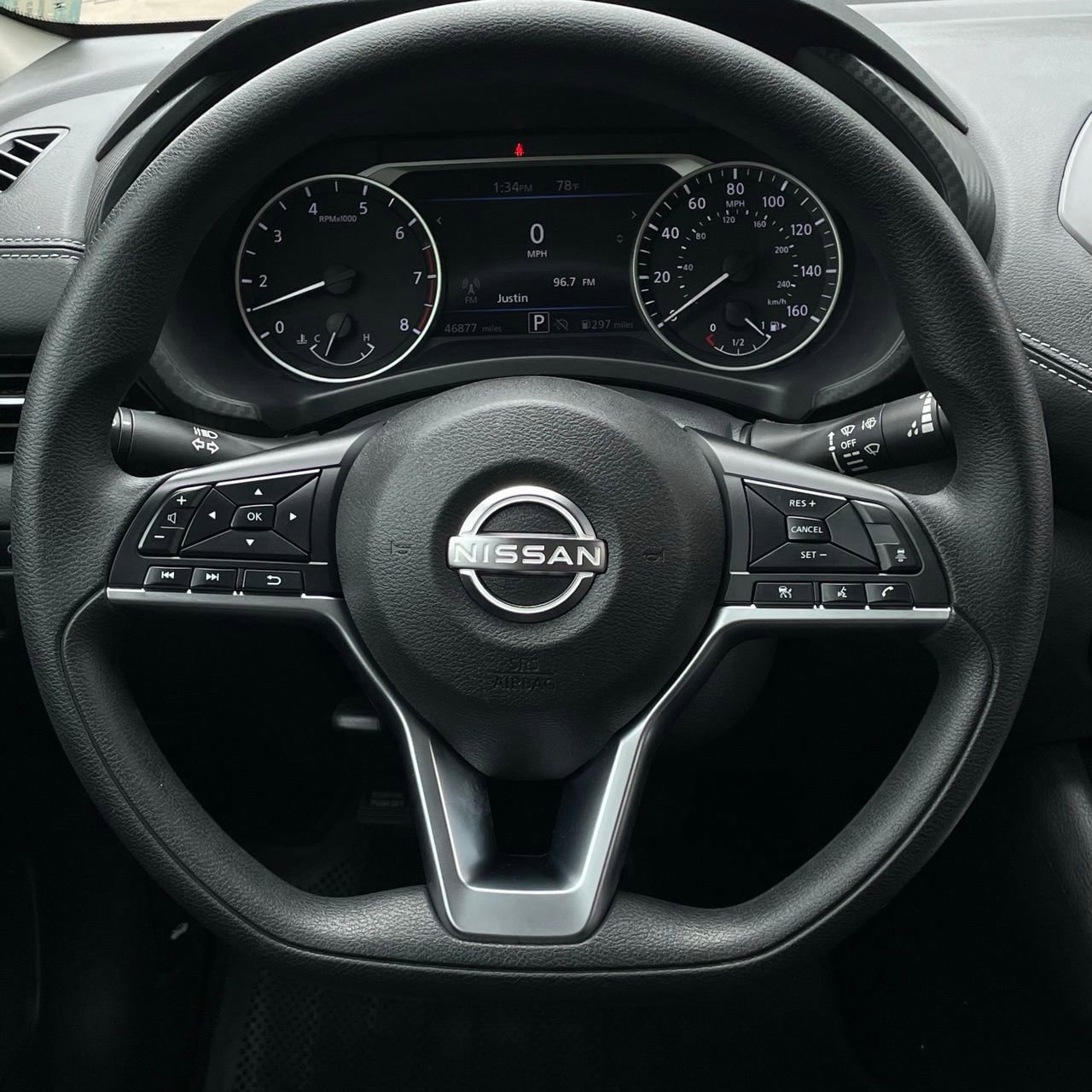 Used 2024 Nissan Sentra SV FWD image 13