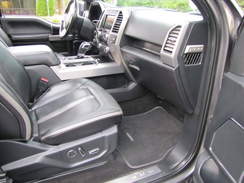 Used 2018 Ford F150 Platinum w/ Equipment Group 701A Luxury AWD/4WD image 22