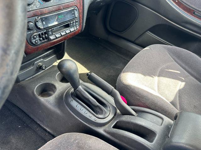 Used 2001 Chrysler Sebring LX FWD image 23