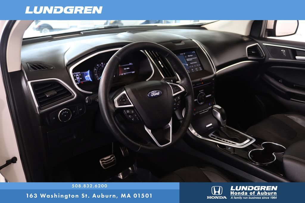 Used 2016 Ford Edge Sport w/ Equipment Group 401A AWD/4WD image 3