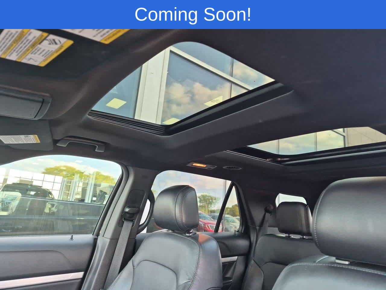 Used 2016 Ford Explorer XLT w/ Equipment Group 202A AWD/4WD image 19