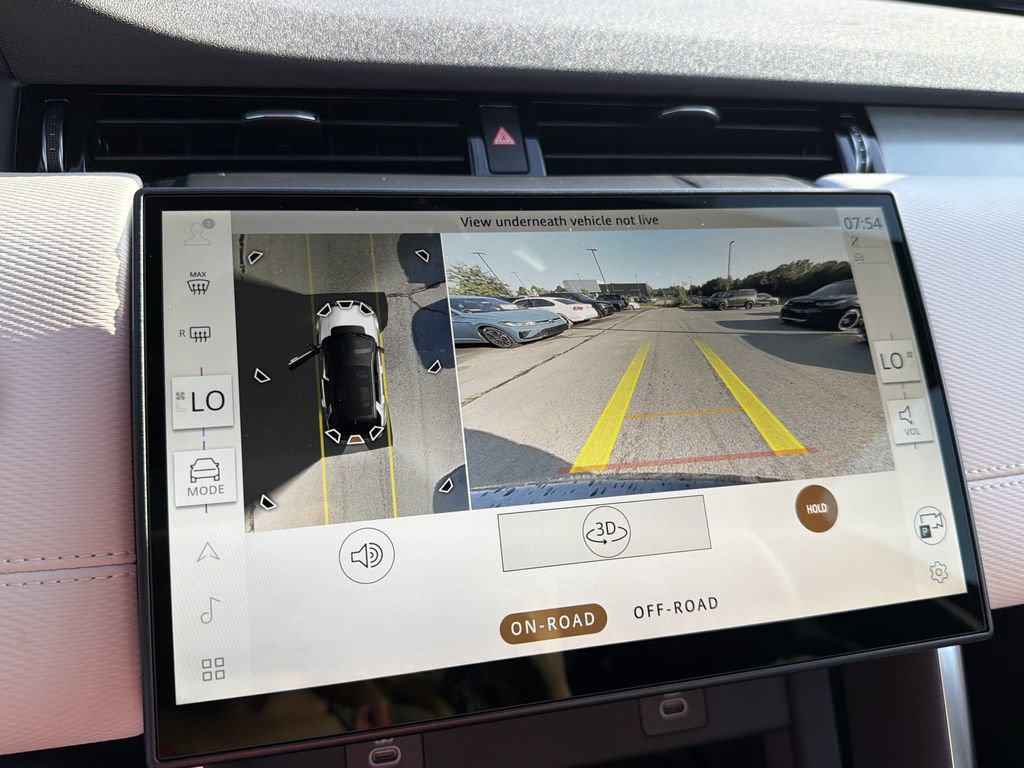 New 2026 Land Rover Discovery Sport Landmark AWD/4WD image 19