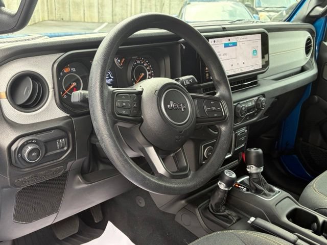 Used 2024 Jeep Wrangler Sport AWD/4WD image 31